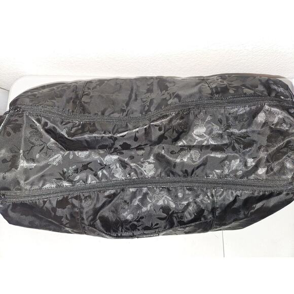 New! Victoria’s Secret VS Black Duffle Gym Bag Tote Weekender $60 - Picture 6 of 11